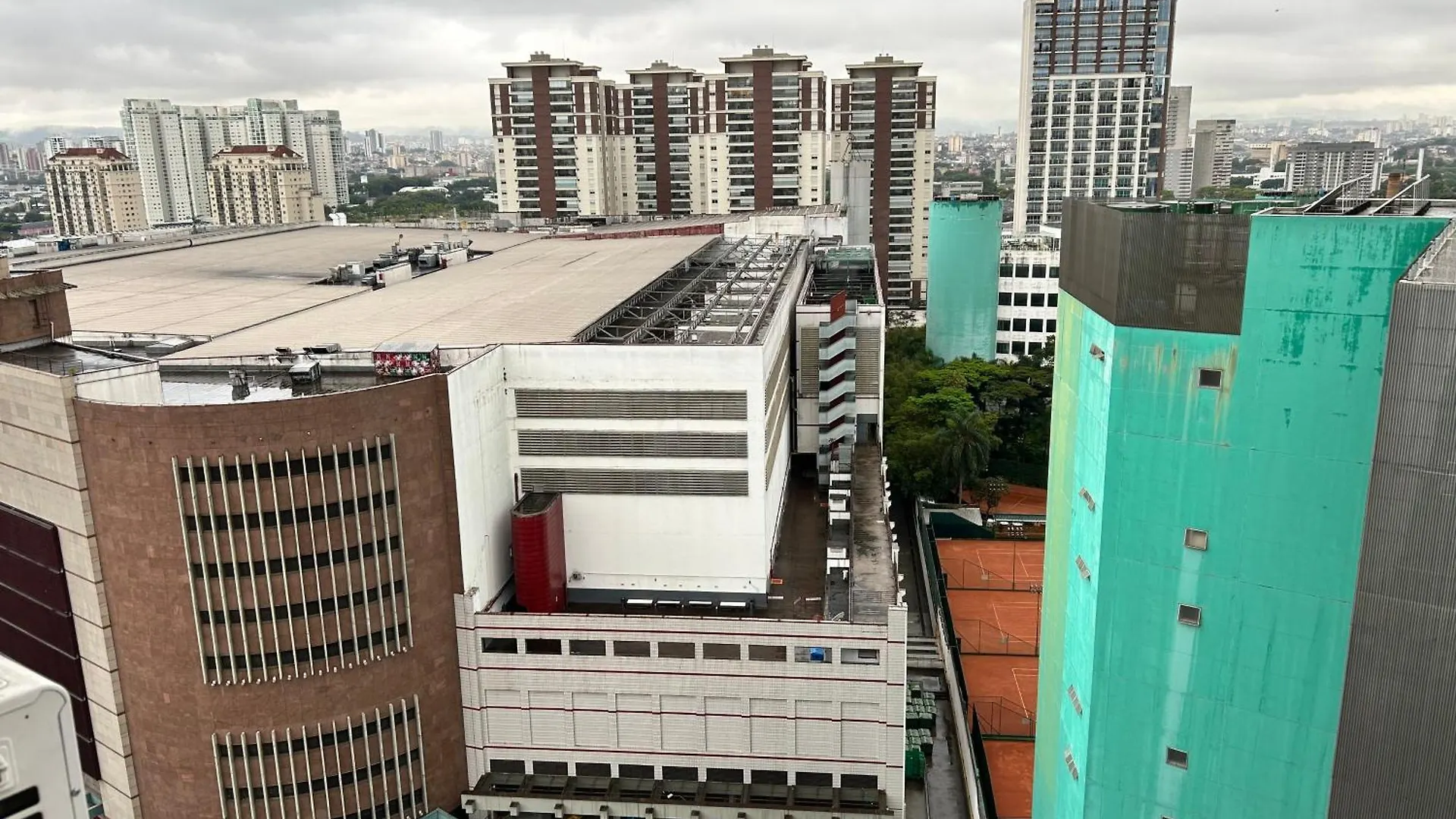 Em Frente Ao Shopping & Allianz Parque Sao Paulo